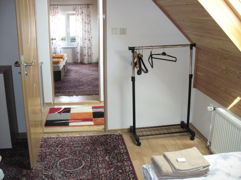 Ferienwohnung Penzion Jarka Lednice Zimmer foto