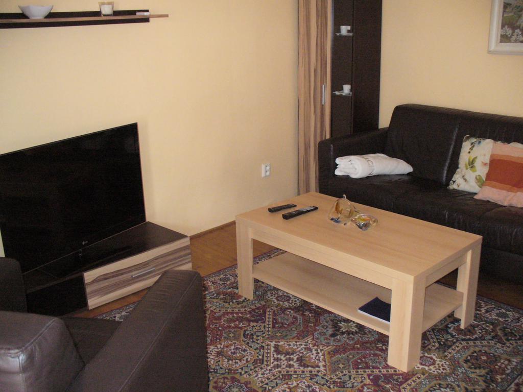 Ferienwohnung Penzion Jarka Lednice Zimmer foto